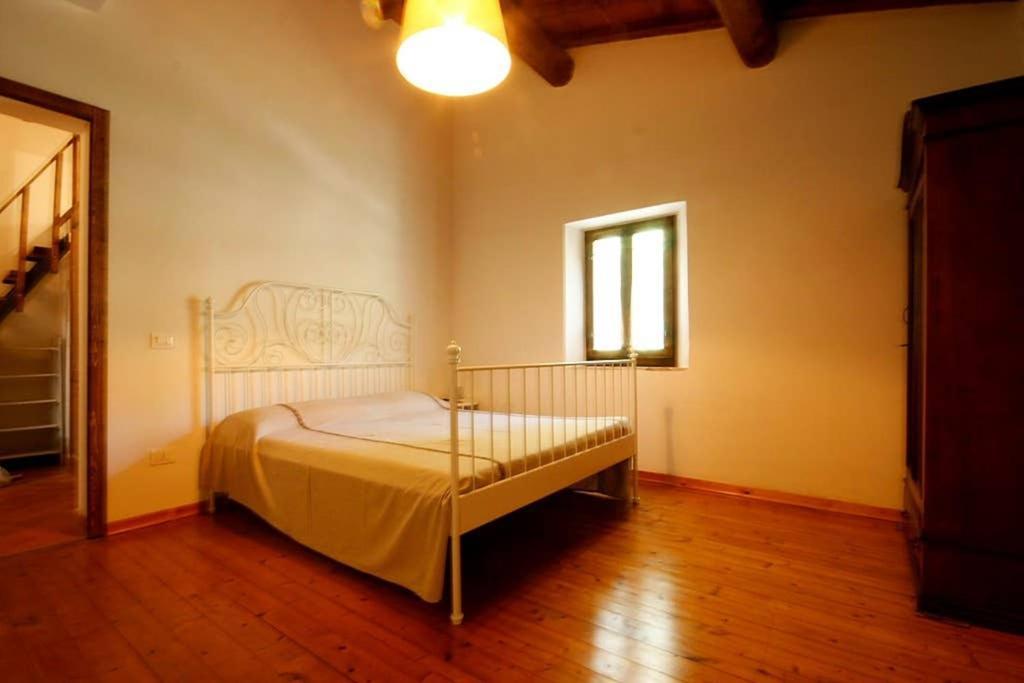 Villa Con Piscina 10 Posti Letto, L'Oliveta Di Rivalto Chianni Exterior photo
